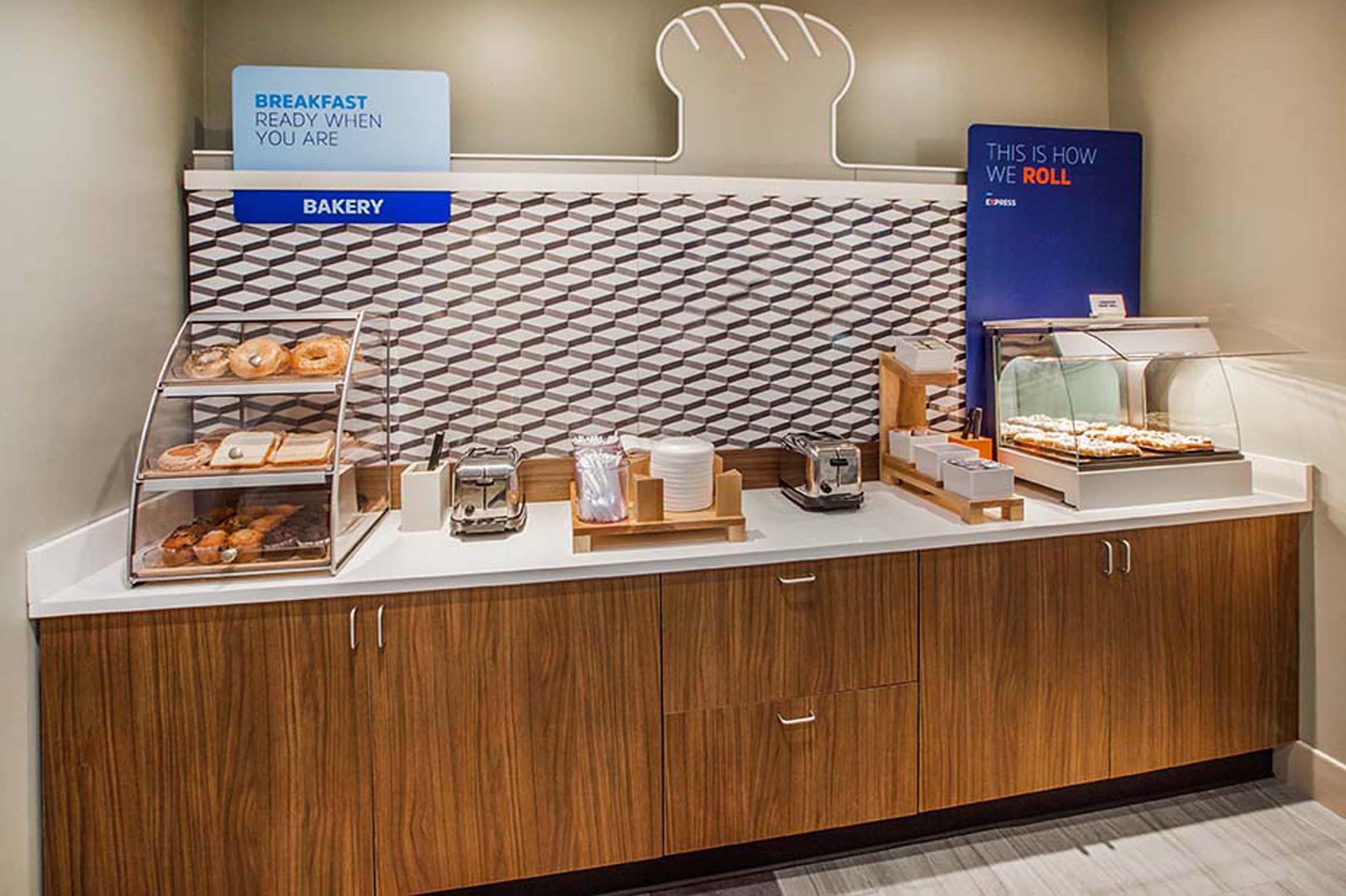 Holiday Inn Express & Suites - Seattle South - Tukwila By Ihg Exteriör bild